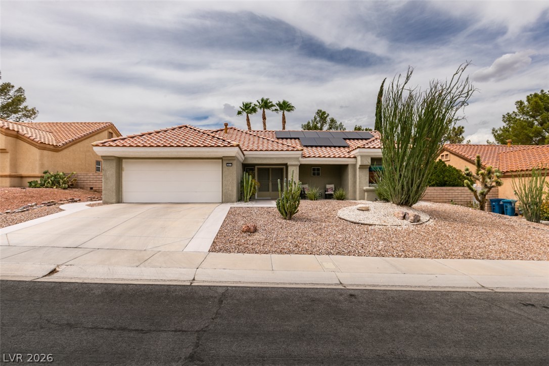 2817 Lotus Hill Drive — photo