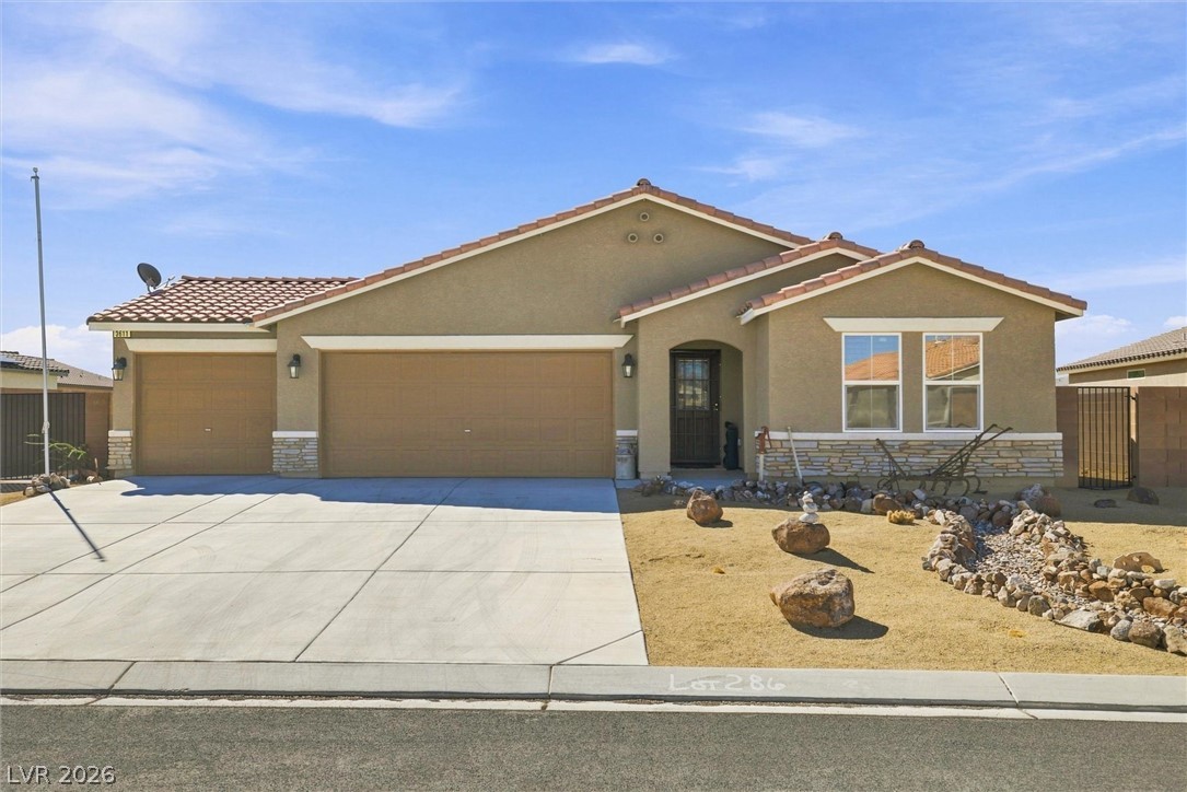 3611 East Garfield Drive — photo