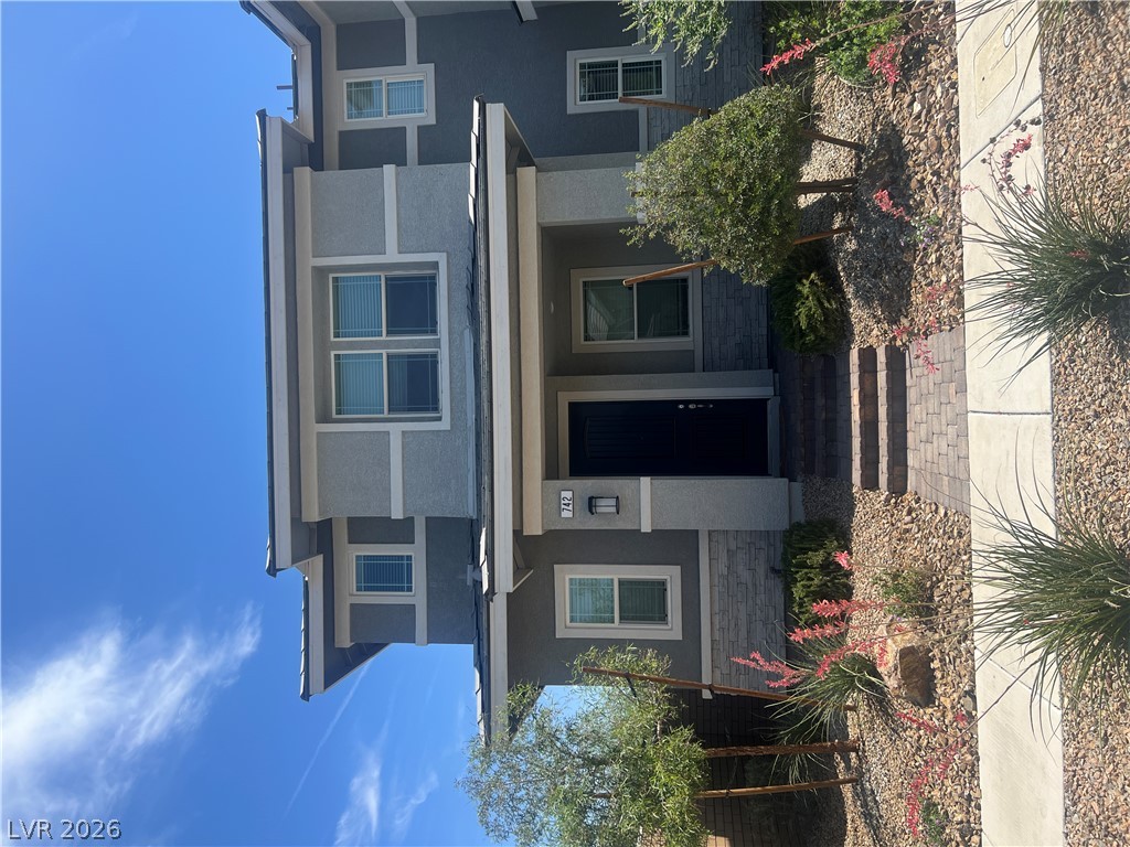 742 Cottonwood Hill Place — photo