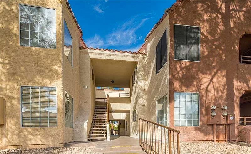 2200 South Fort Apache Road 1212 — photo