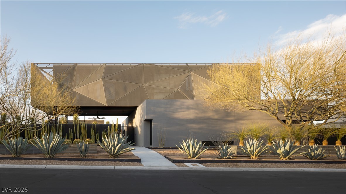 20 Soaring Bird Court — photo