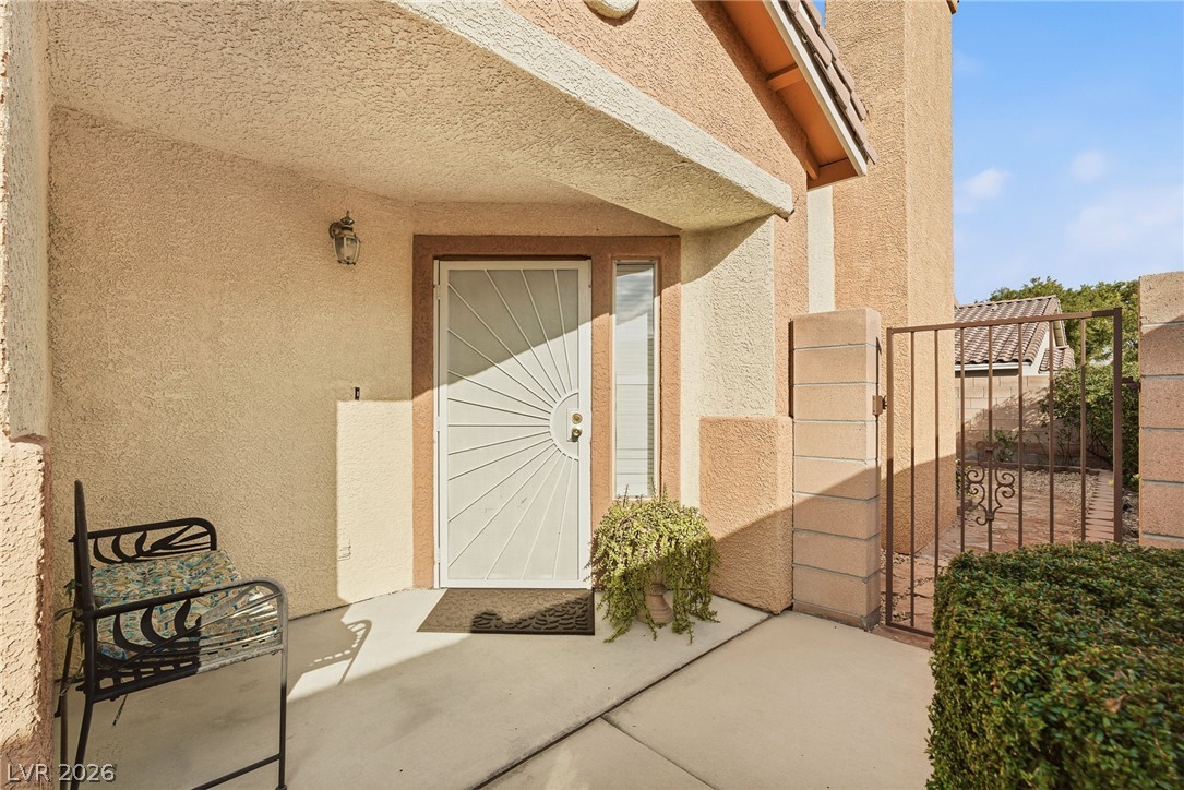1472 Creslow Court 101 — photo