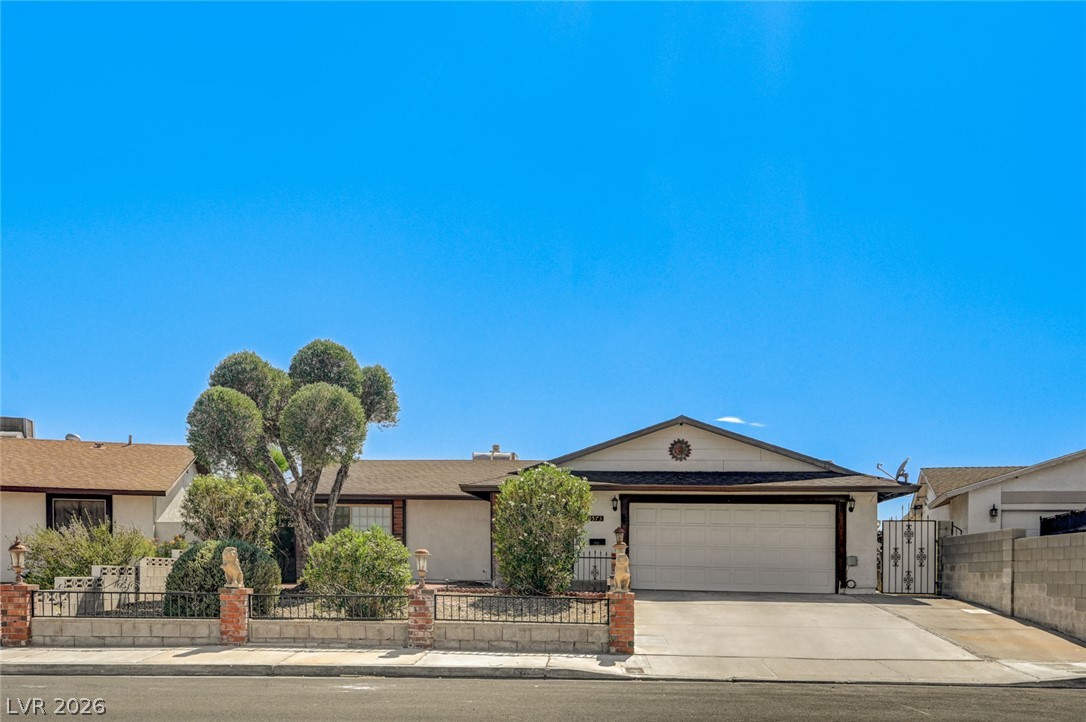 3573 Moraga Drive — photo