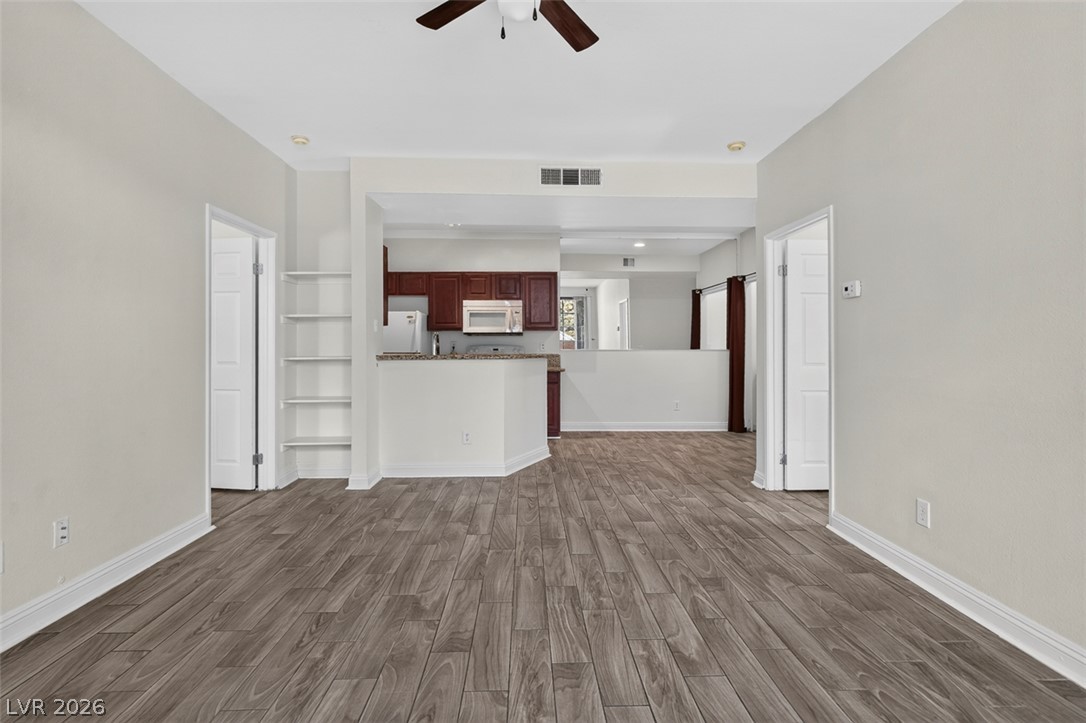 5170 South Jones Boulevard 108 — photo