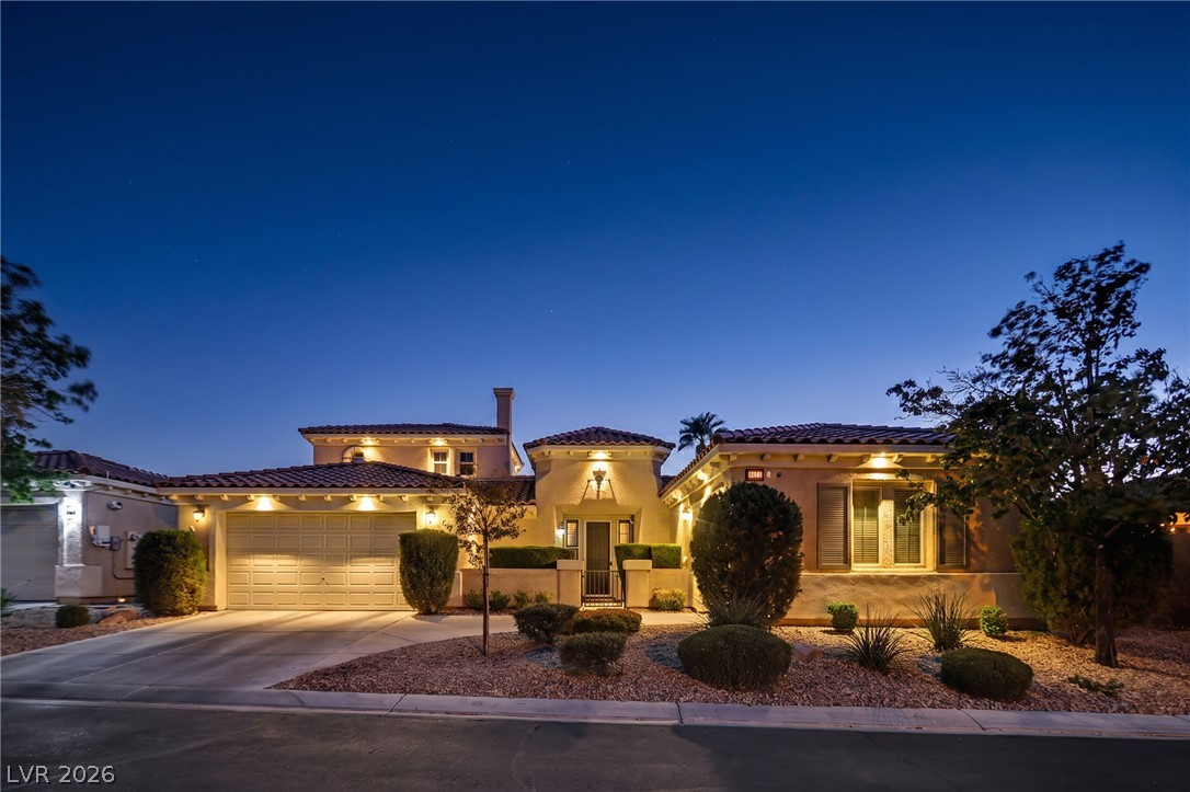 7567 Pearl Crescent Drive — photo