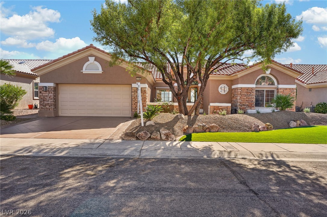 2108 Hot Oak Ridge Street — photo