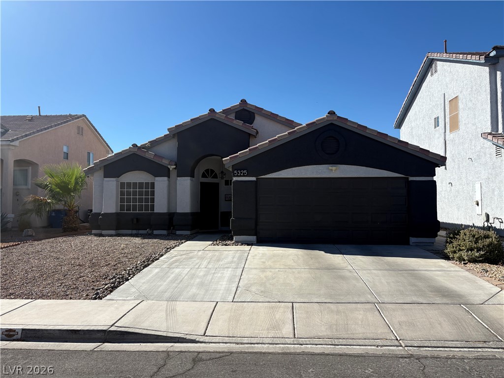 5325 Bright Sky Court — photo
