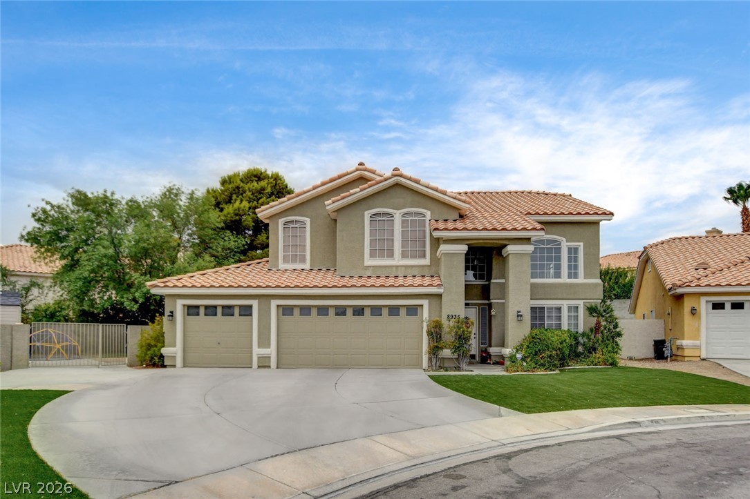 8935 Waymire Creek Court — photo