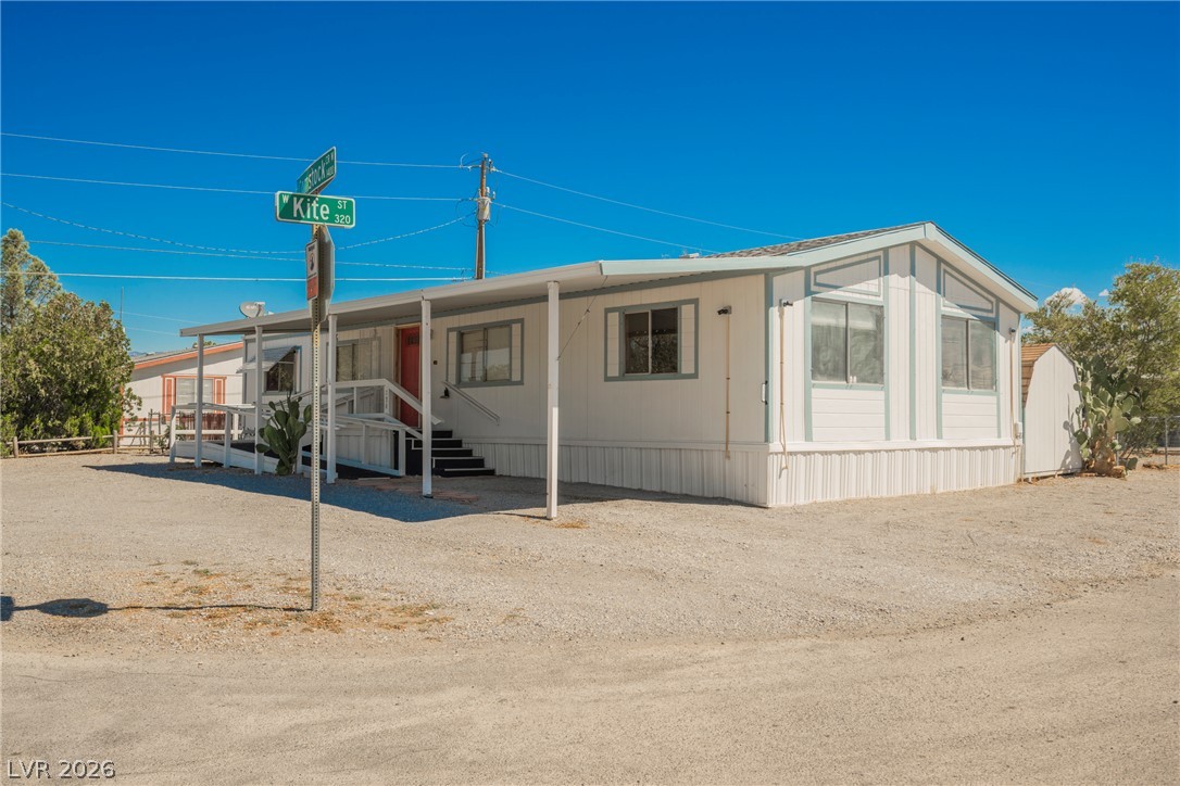320 Kite Street — photo