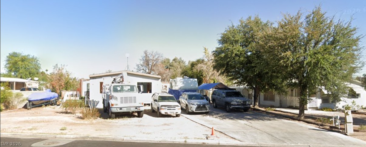 1512 Patrick Lane — photo