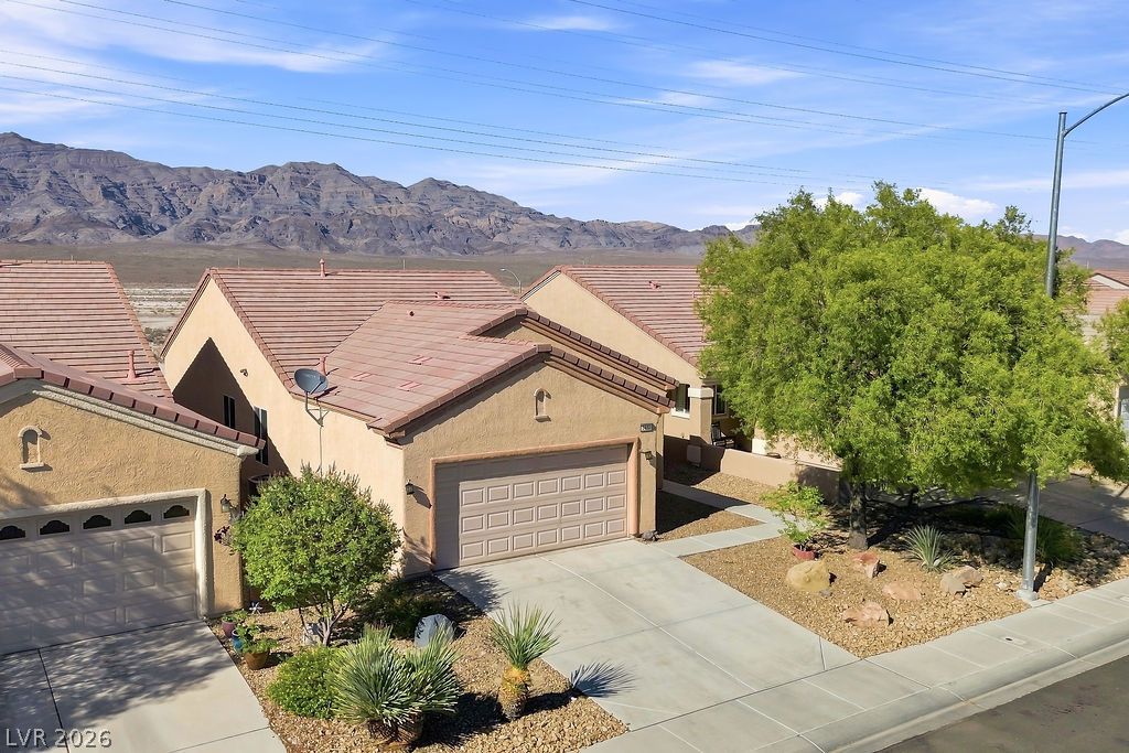 3432 Herring Gull Lane — photo