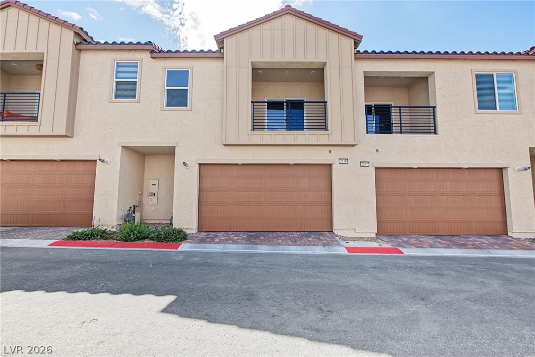 2549 Venetia Pointe Street — photo