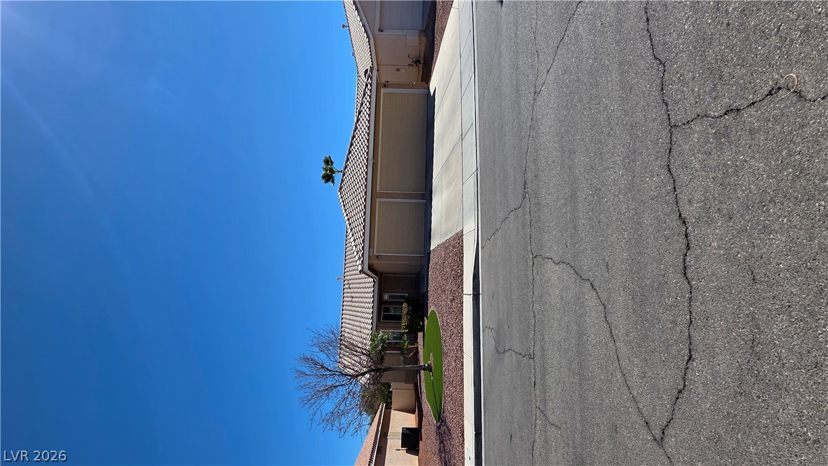 1413 Iris Kelly Avenue — photo