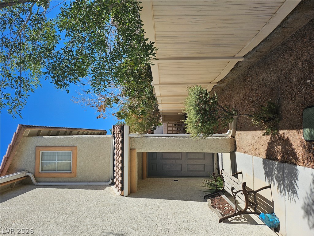 4212 Walnut Glen Drive — photo