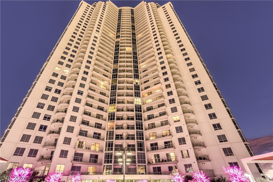 200 West Sahara Avenue 1901 — photo