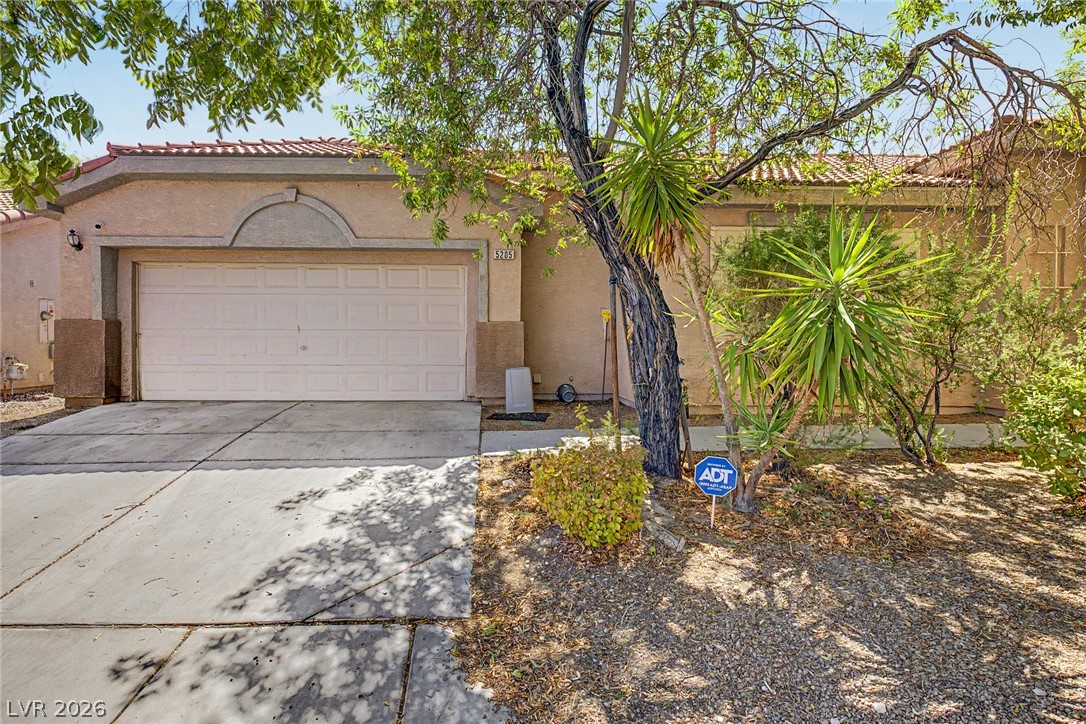 5205 Rock Cabin Court — photo