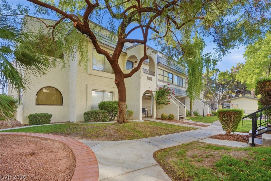 1404 Santa Margarita Street H — photo