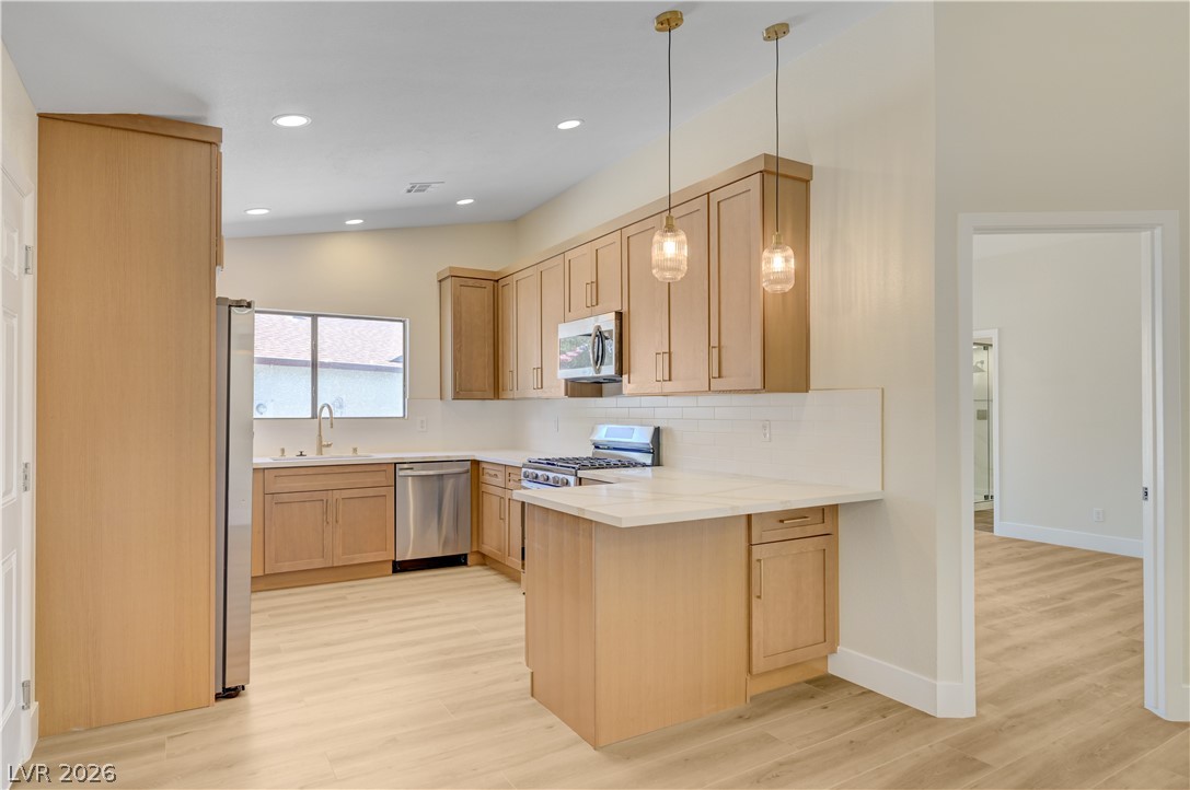 942 Anchor Drive — photo