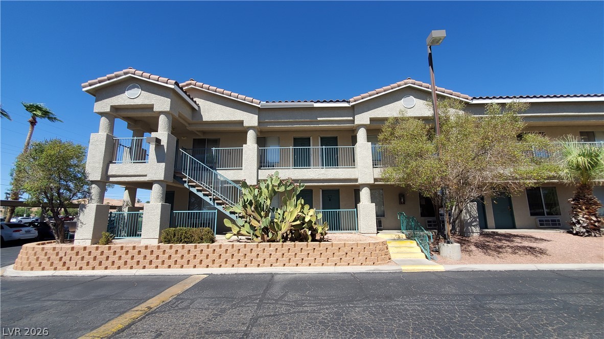 100 Pulsipher Lane 7104 — photo