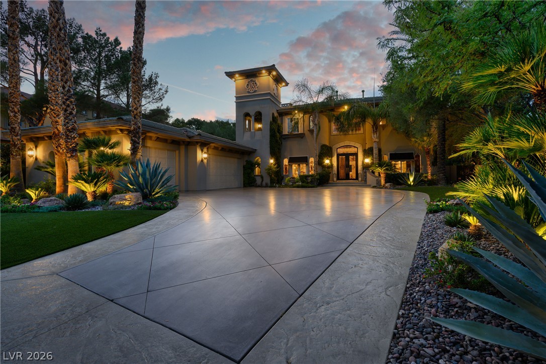 9512 Tournament Canyon Drive — photo