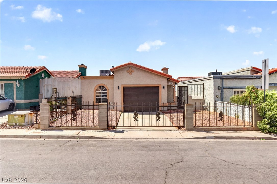 2381 Sabroso Street — photo