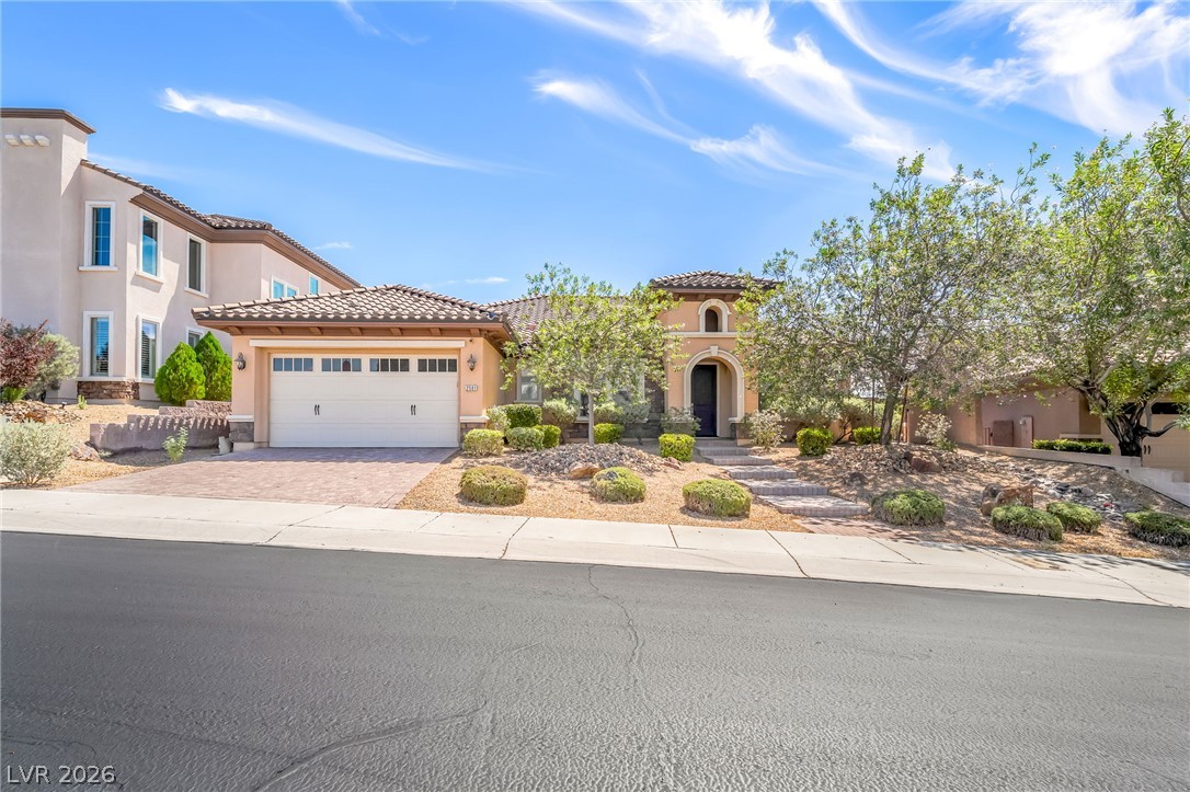 2501 Luberon Drive — photo