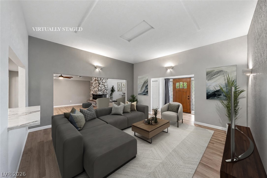1211 Paiute Drive — photo
