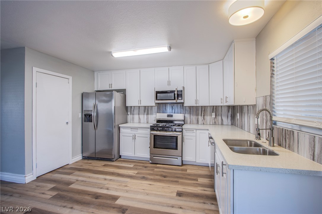 2456 Paradise Village Way — photo