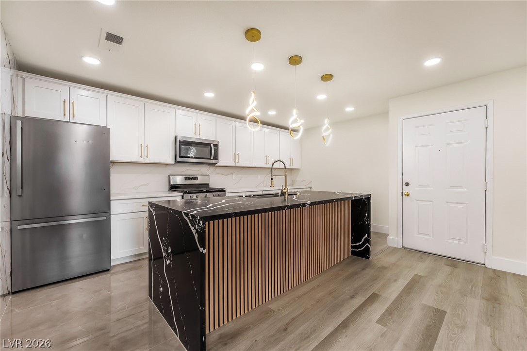 2200 South Fort Apache Road 2073 — photo