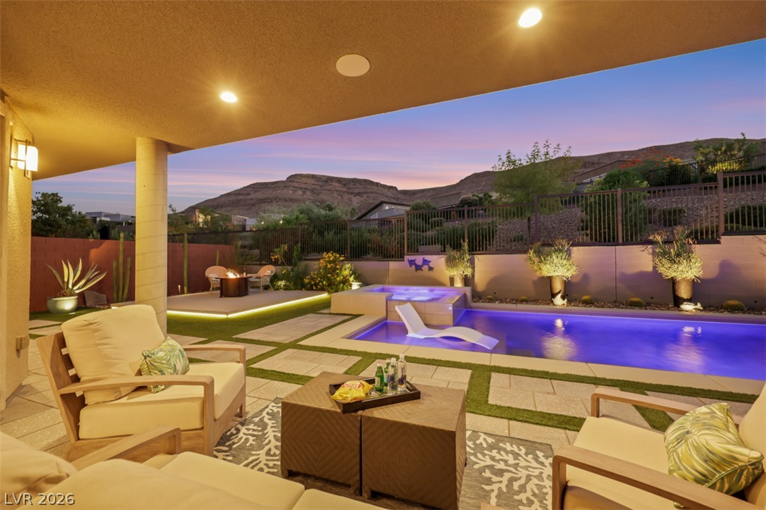 6091 Willow Rock Street — photo