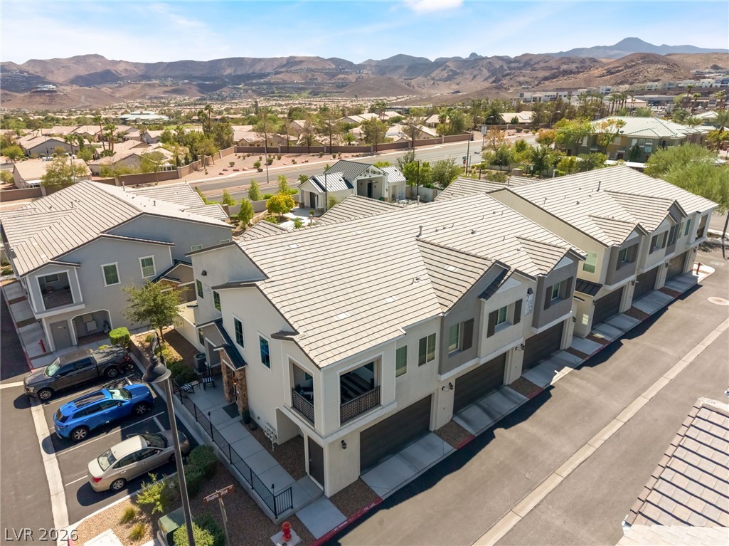 524 Shophia Skye Street 214 — photo