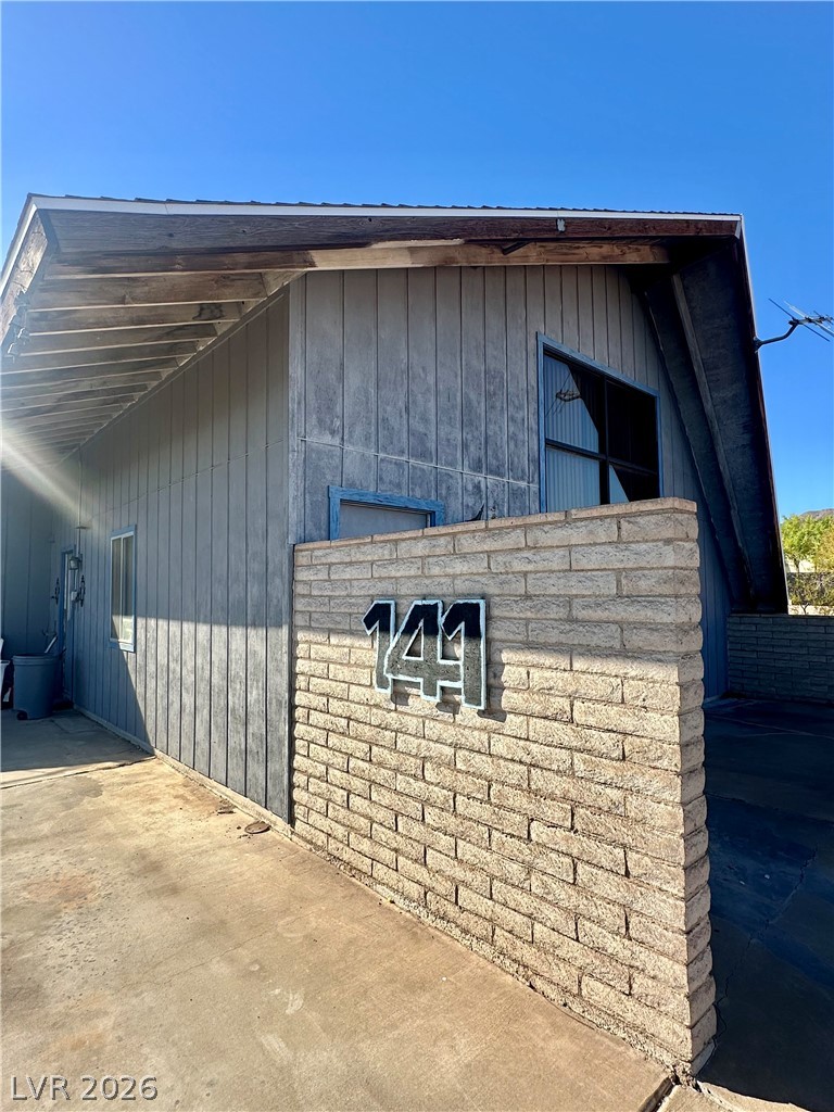 141 West Country Club Drive — photo