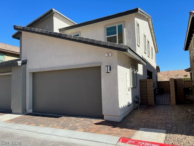 76 Kimberlite Drive — photo