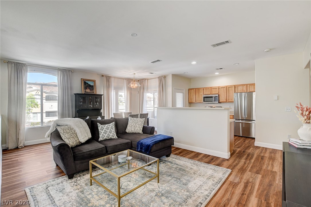 1520 Ruby Cliffs Lane 203 — photo