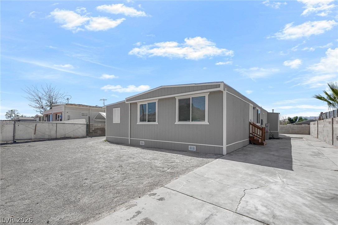 2233 Toiyabe Street — photo