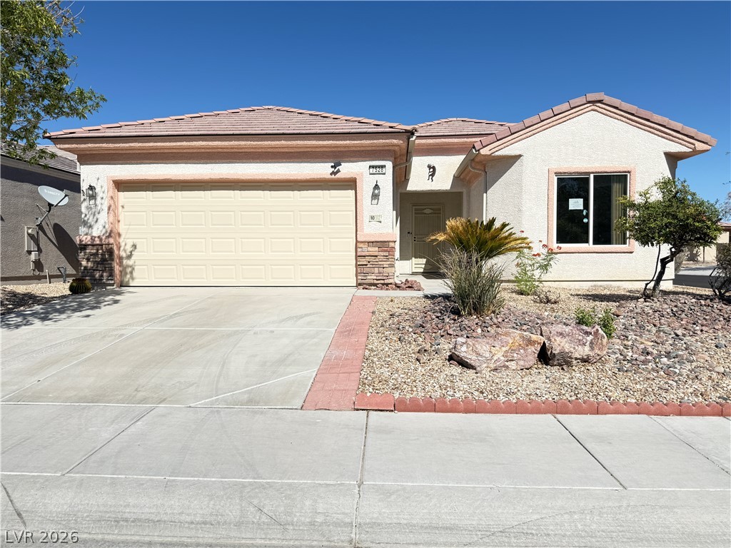 7528 Chaffinch Street — photo
