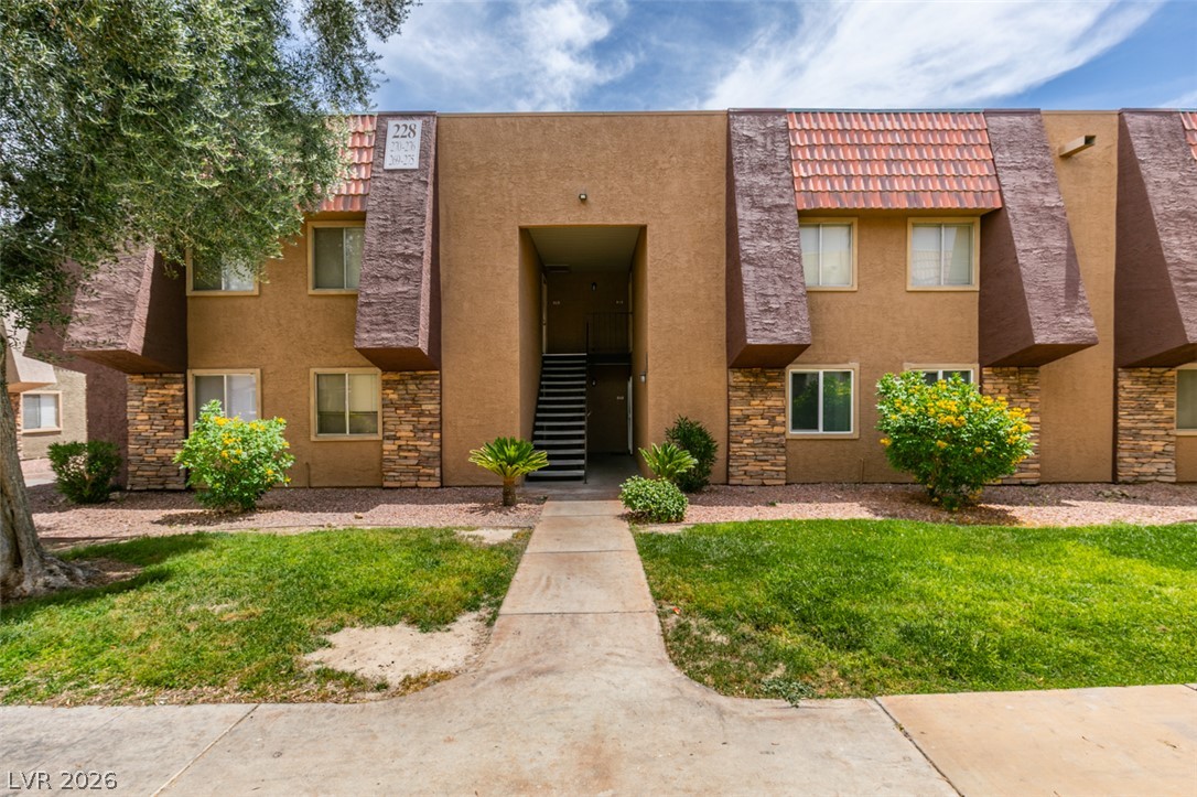 5240 Indian River Drive 273 — photo