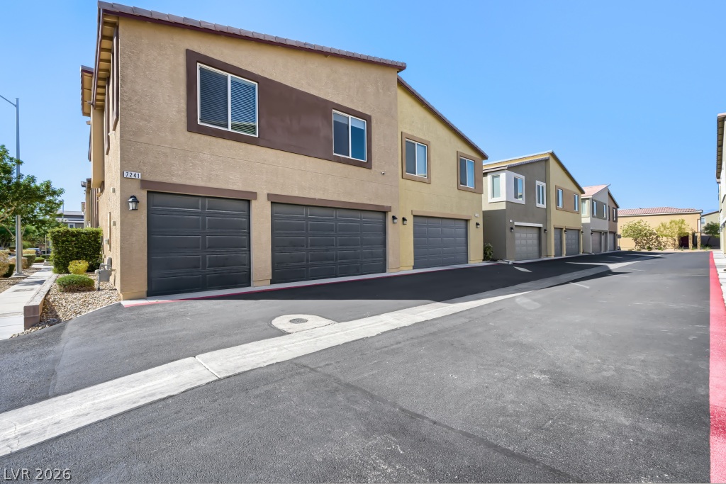 7241 Glistening Star Street — photo
