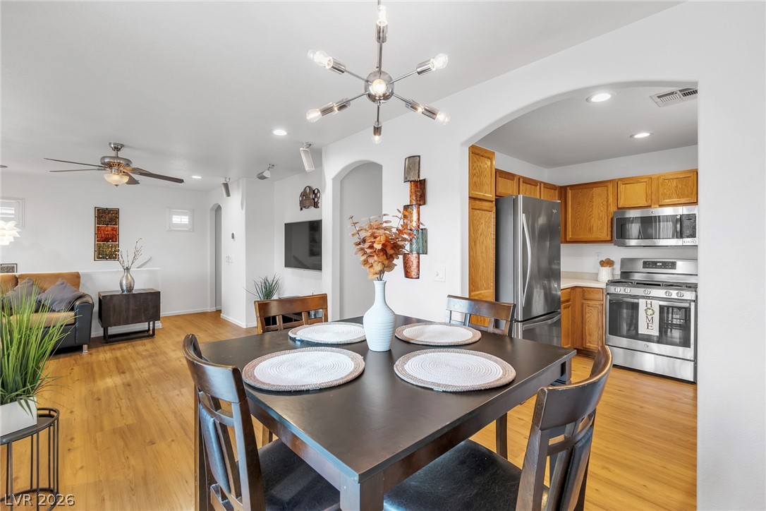 10470 Fancy Fern Street — photo