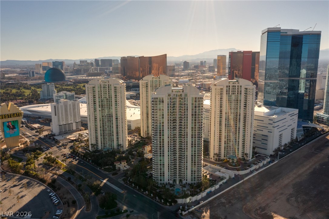 2747 Paradise Road 501 — photo