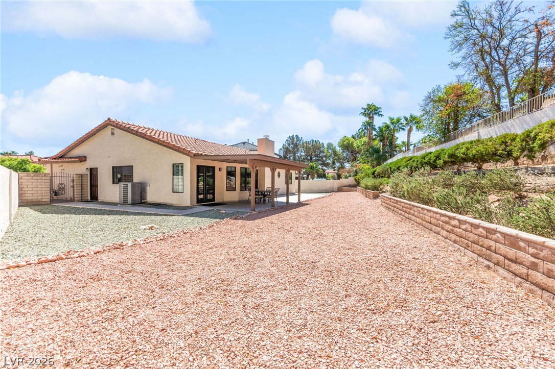 2805 Crystal Cove Drive — photo