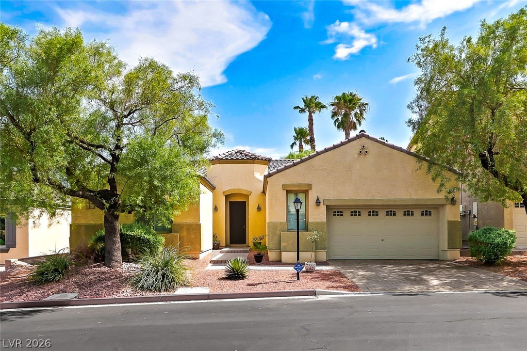 8117 Orchard Glen Avenue — photo