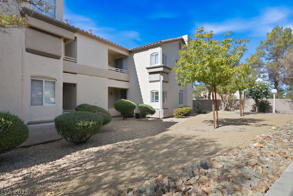 75 North Valle Verde Drive 311 — photo