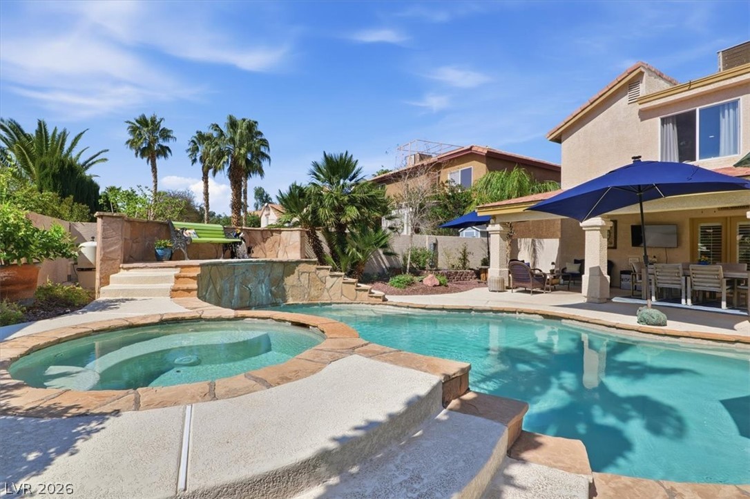 8213 Fawn Brook Court — photo
