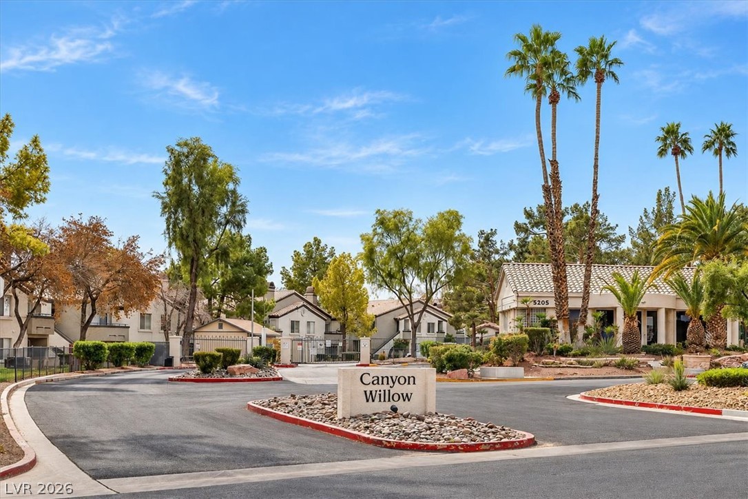3115 Casey Drive Unit 202 — photo