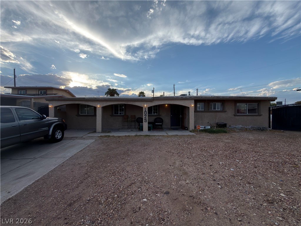 1025 Villa Circle — photo