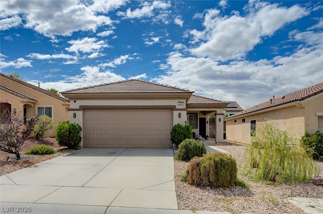 2851 Sapphire Desert Drive — photo
