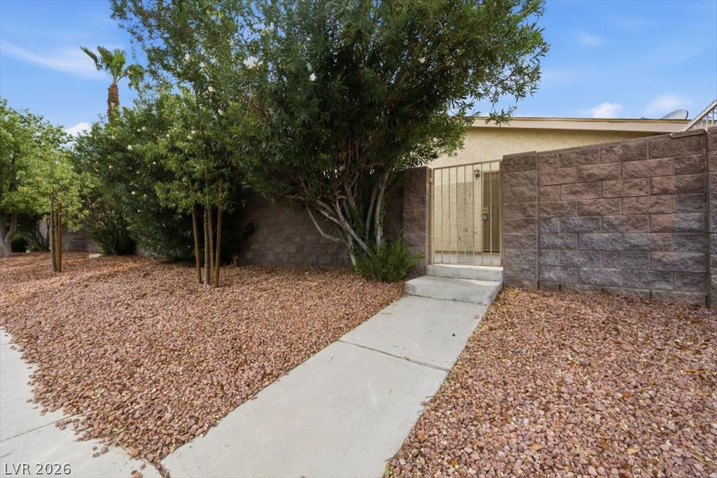 2261 Tall Pine Drive — photo