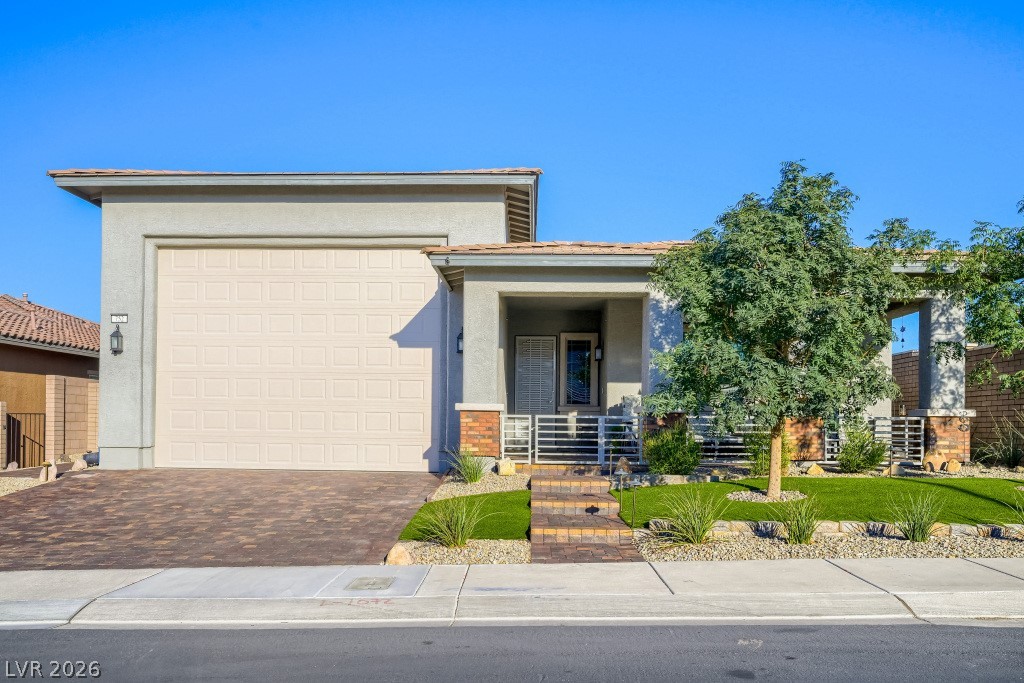 752 Dorsey Falls Street — photo