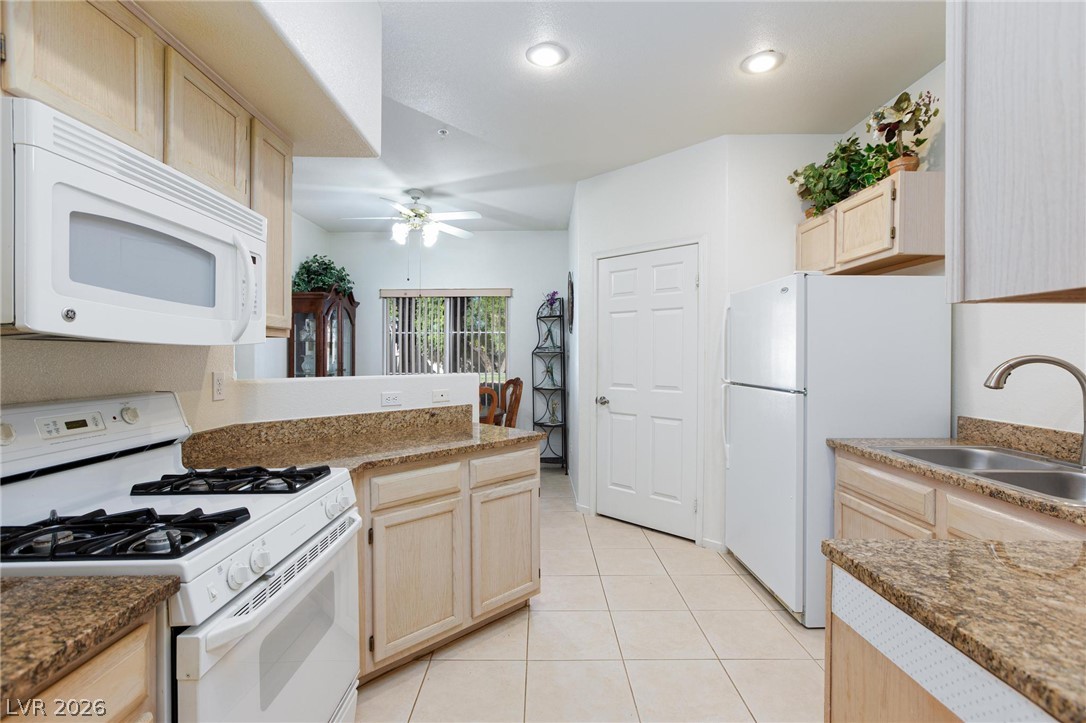 6480 Annie Oakley Drive 511 — photo